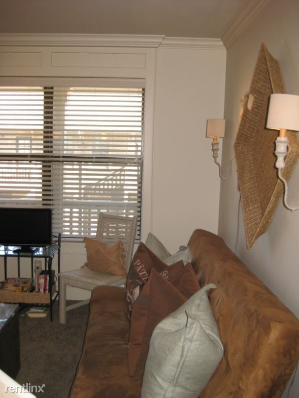 Foto del edificio - 1 br, 1 bath Condo - 711 W Douglas St