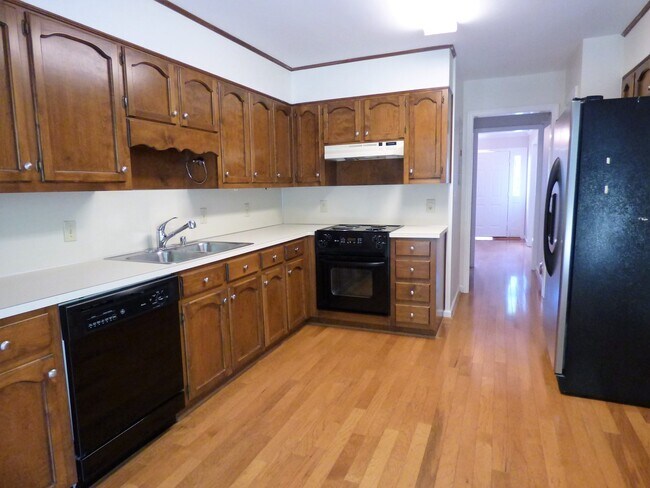 Building Photo - 704 Old Rocky Ridge Ln (Rocky Ridge Rd)