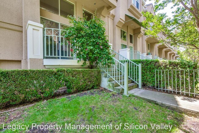 Building Photo - 3 br, 2.5 bath House - 131 Irene Court