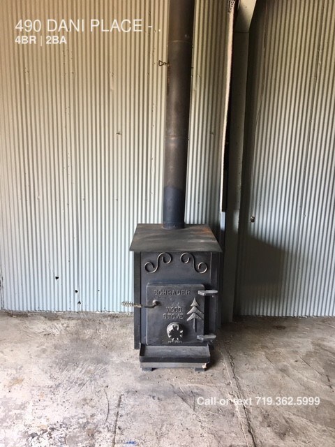 Foto del edificio - 490 Dani Pl