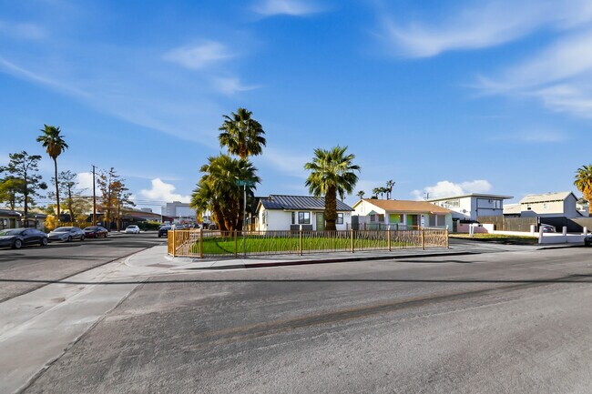 Foto del edificio - 330 S 11th St