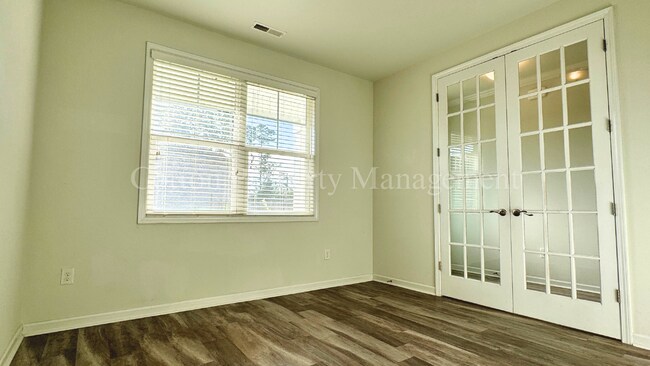 Foto del edificio - 473 Esthwaite Dr SE