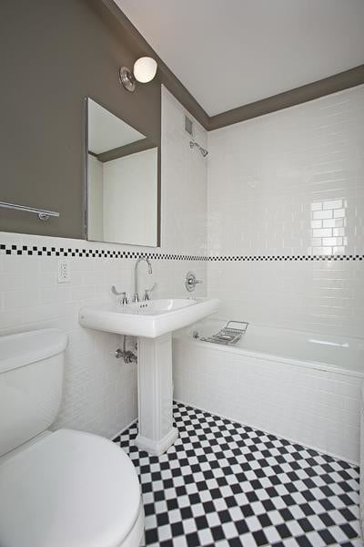 Building Photo - 575 Park Avenue