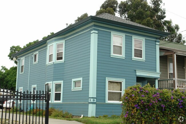 776 784 47th St Oakland CA 94609 Apartments 776 784 47th St Oakland CA 94609 Apartments
