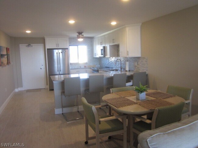 Foto del edificio - 4280 SE 20th Pl