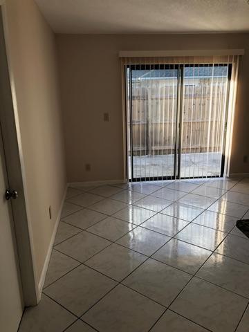Foto del edificio - 1083 Goldenrod Rd