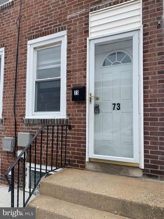 Primary Photo - 73 W 5th St