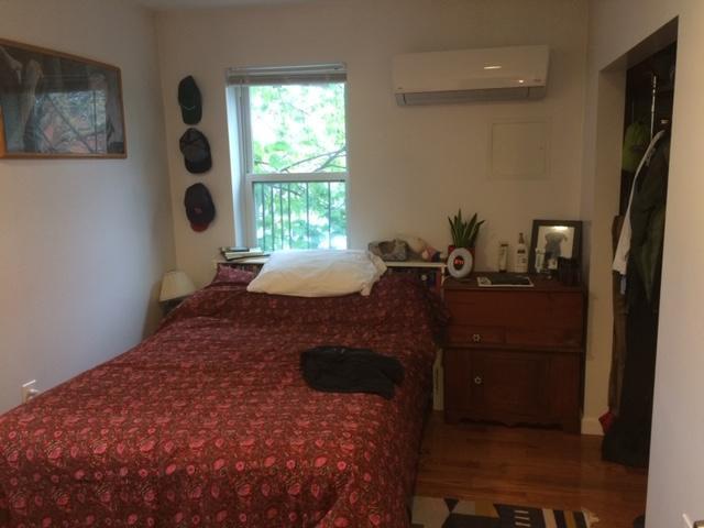 Building Photo - 2 Vinton St