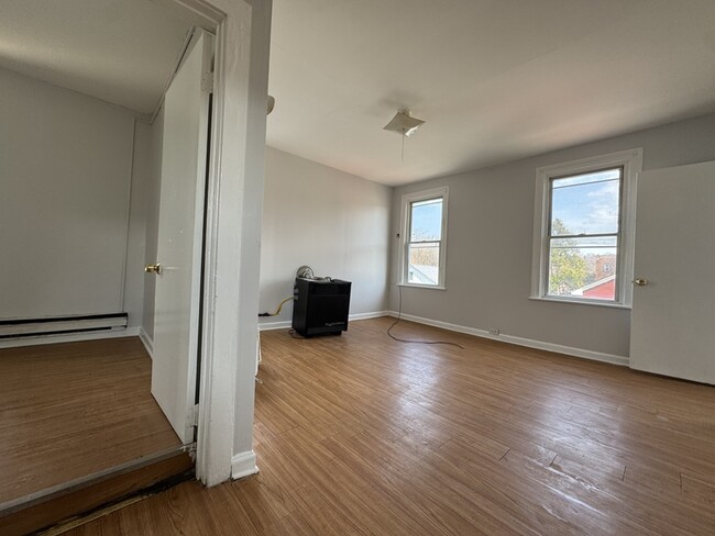 Foto del edificio - 317 2nd St