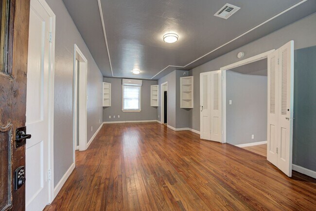Foto del edificio - *Move-In Special First Month Free* Charming 3 bed 1 Bath Home Near the Paseo District!