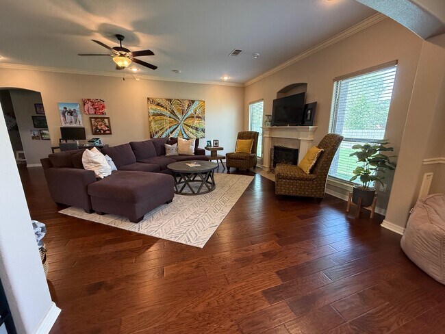 Foto del edificio - 2903 N Raven Ln