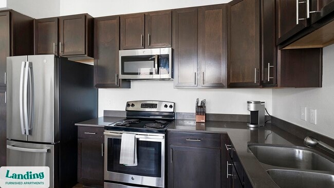 Foto del edificio - 24530 Gosling Rd