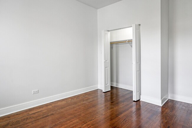 Foto del edificio - 7214 S King Dr