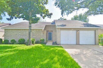 Building Photo - 745 Otter Creek Dr