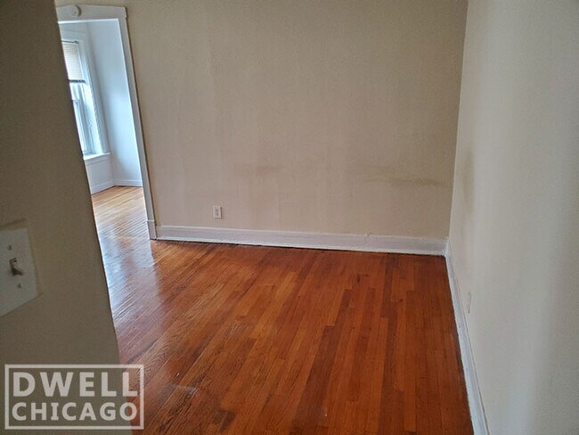 Foto del edificio - 6526 N Lakewood Ave