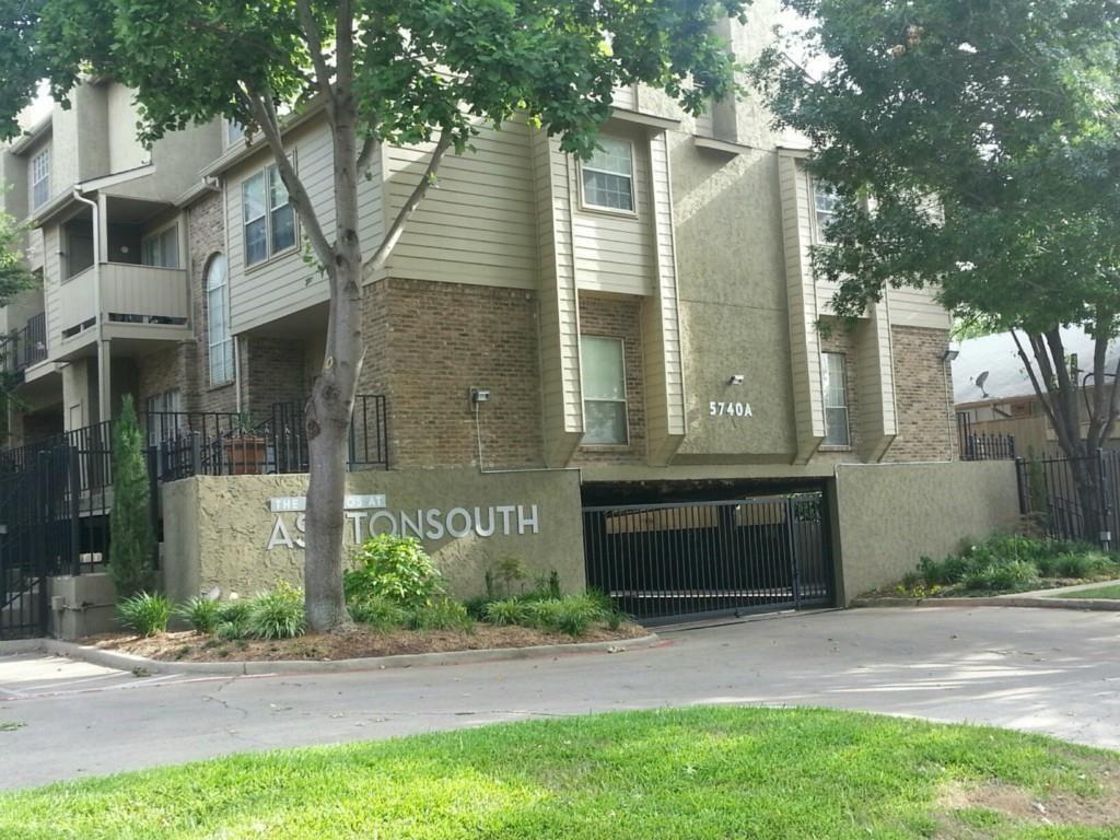 Foto principal - 5740 Martel Ave