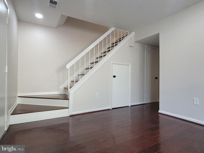 Foto del edificio - 5674 Oak Tanager Ct