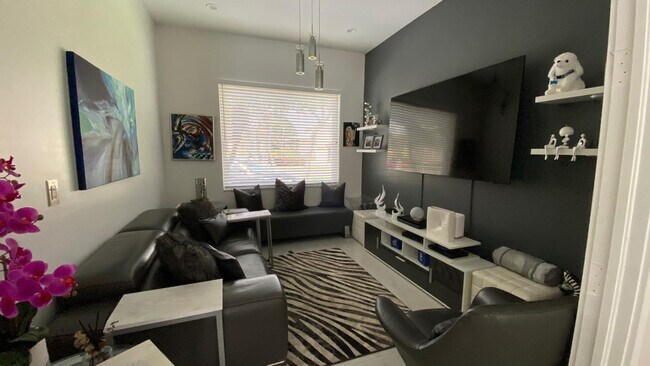 Foto del edificio - 830 Bailey St