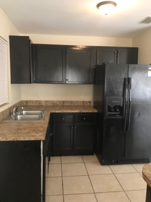 Primary Photo - 331 A Ln