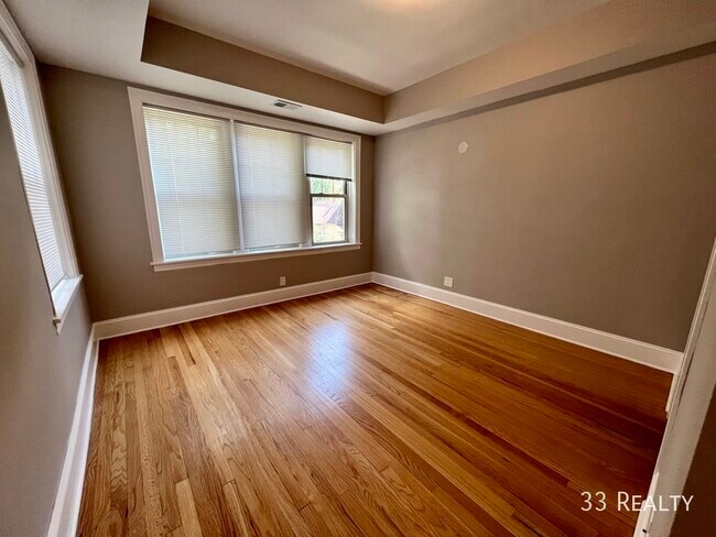 Foto del edificio - 123 S Clinton Ave