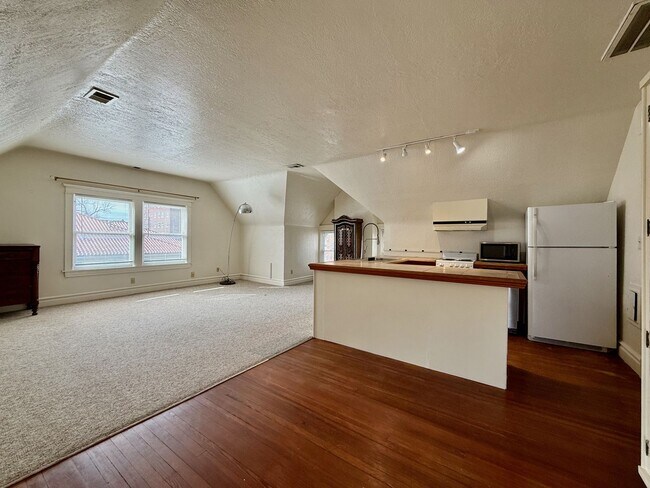 Foto del edificio - 3415 Locust St