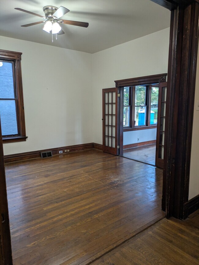 Foto del edificio - 315 E Swissvale Ave