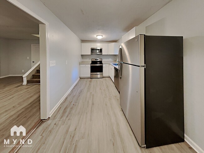 Foto del edificio - 82 Brenda Ln