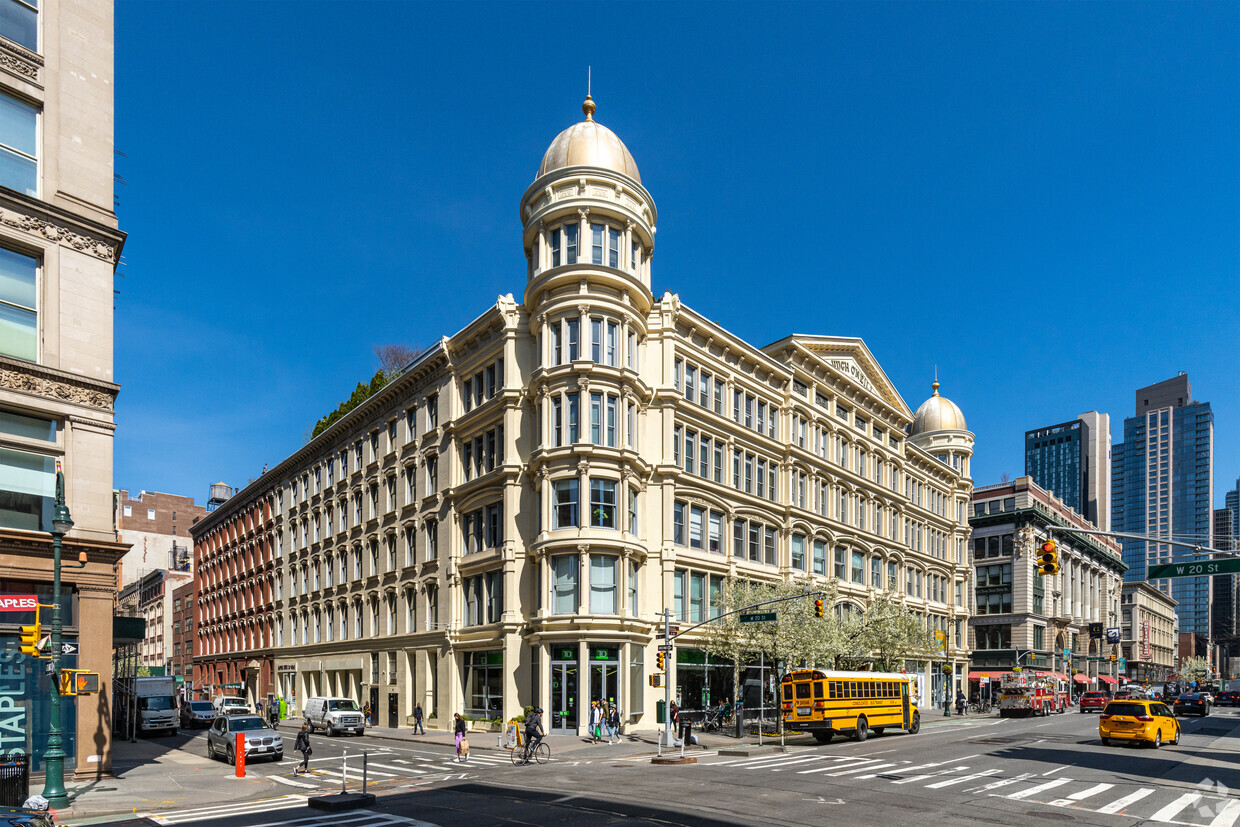 Primary Photo - The O'Neill Building