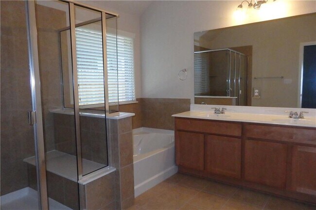 Foto del edificio - 929 Coulee Dr
