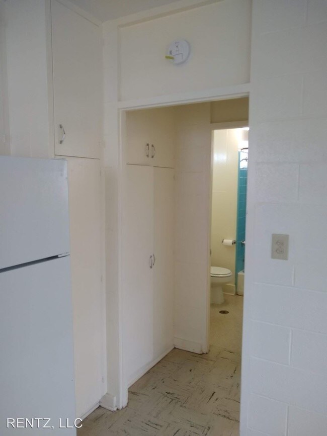 Foto del edificio - 1240 Young St