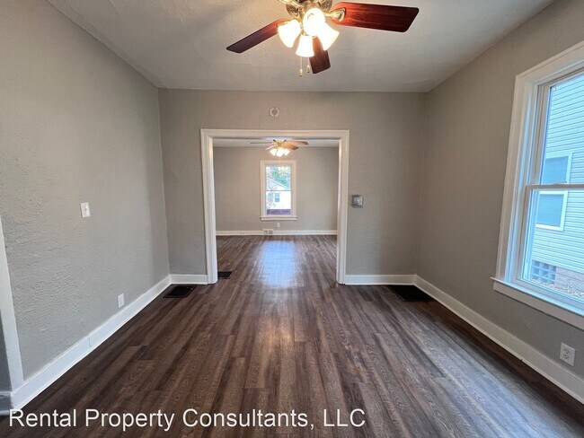 Building Photo - 3 br, 1 bath House - 1027 Sherman St SE