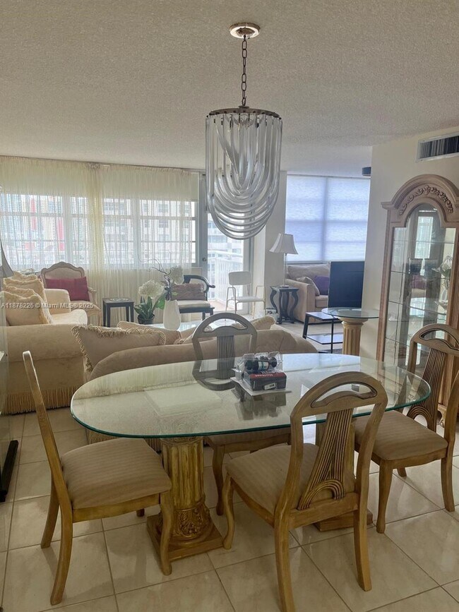 Foto del edificio - 251 174th St