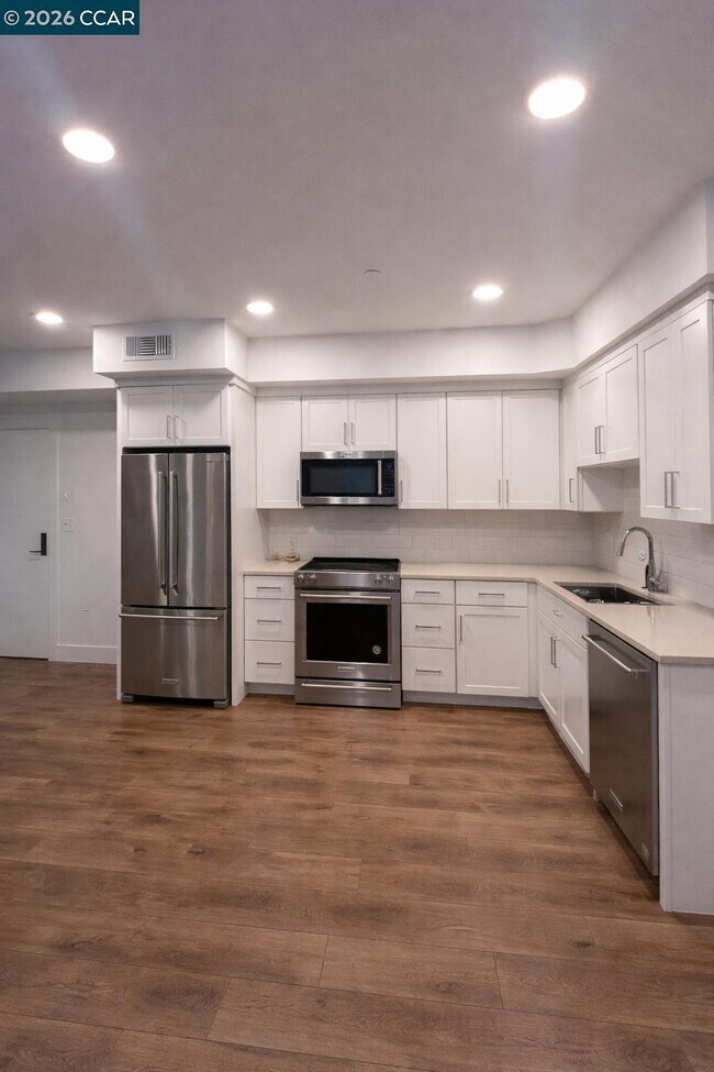 Foto del edificio - 10300 San Pablo Ave