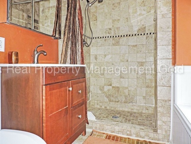 Foto del edificio - Pet Friendly Single Level with Fenced Yard