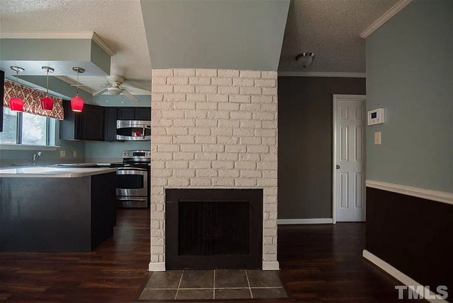 Building Photo - 816 Green Ridge Dr
