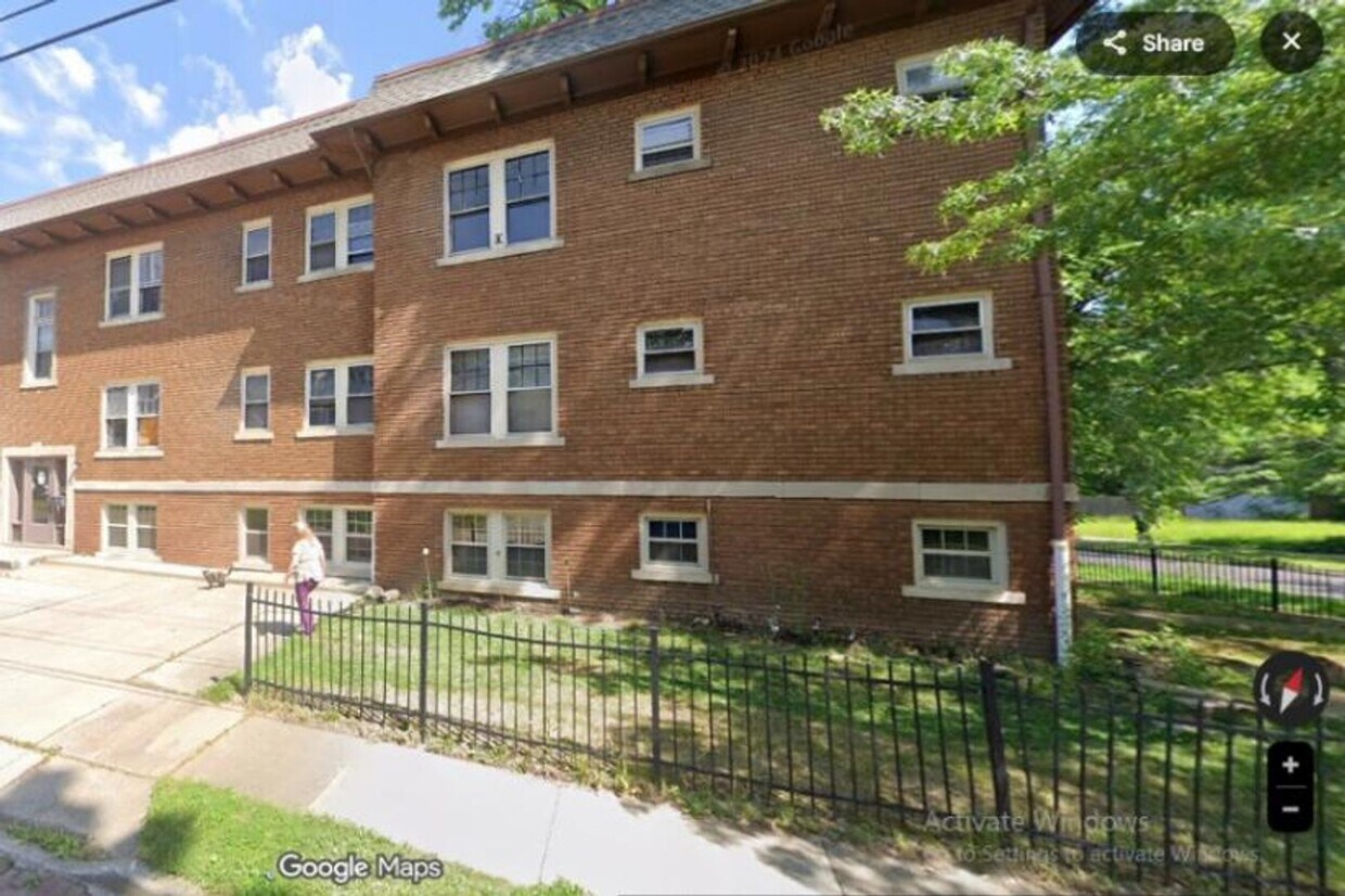 Foto principal - 111 Hollinger Ave
