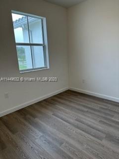 Foto del edificio - 2690 SE 18th St
