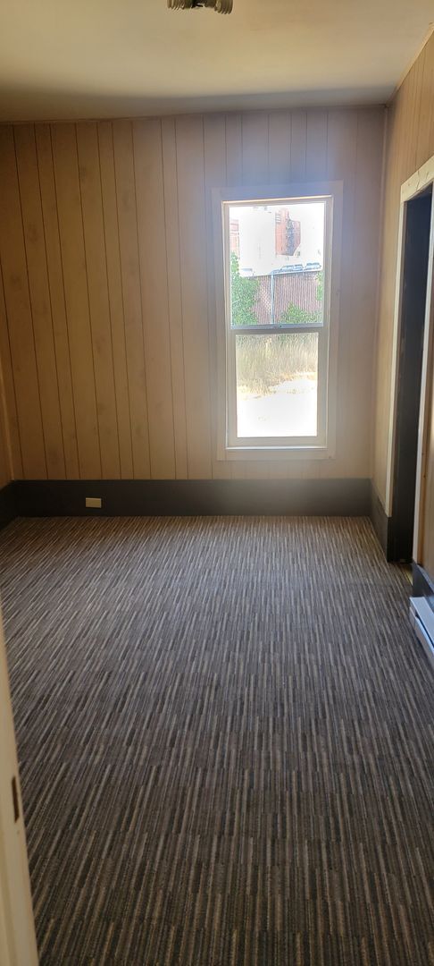 Building Photo - Rustic Uptown Butte 1 Bedroom with Bonus Room