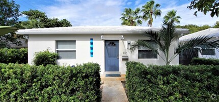 Building Photo - 403 32nd St