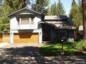 Building Photo - 2953 Pinewood Dr