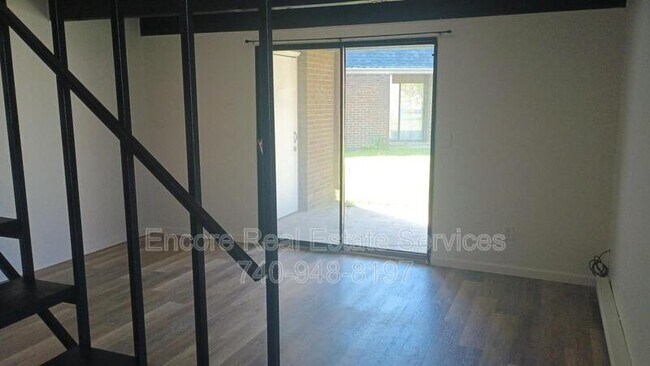 Foto del edificio - 1119 Hollander St