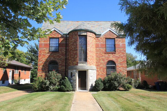 Building Photo - 1014 Moorlands Dr
