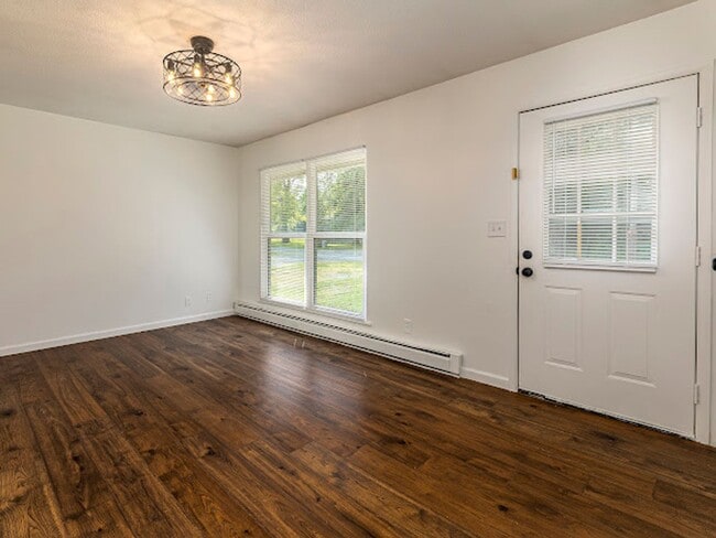 Building Photo - Nice Ranch Style Home