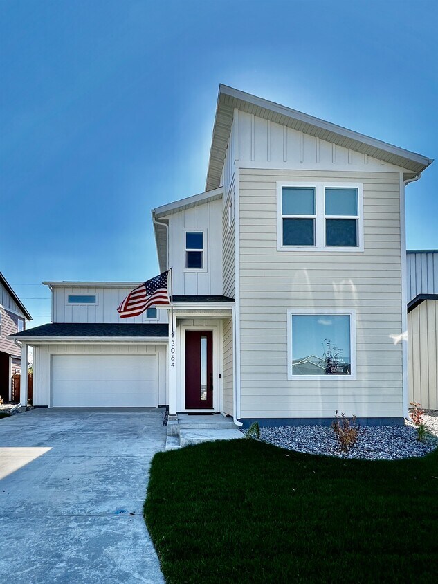 Primary Photo - 3064 Mistral Way