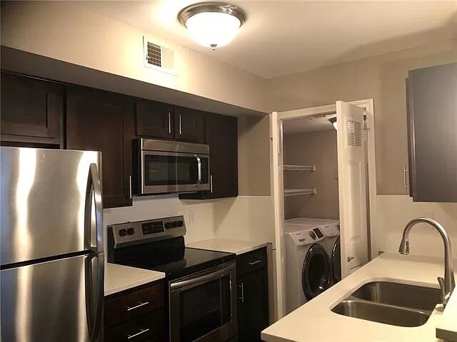 Laundry and Pantry storage - 425 W 9th St
