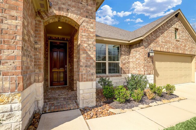 Building Photo - 3823 Sparrow Falls Ln