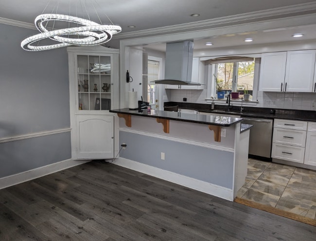 Building Photo - 58 Hartford St