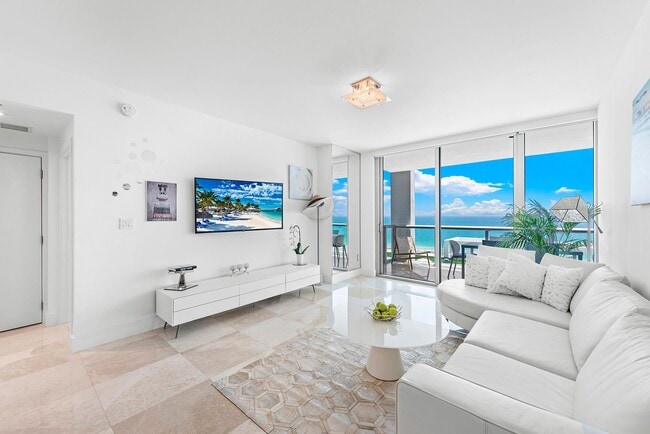 Foto del edificio - 6799 Collins Ave