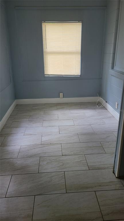 Building Photo - 3507 E 29th Ave