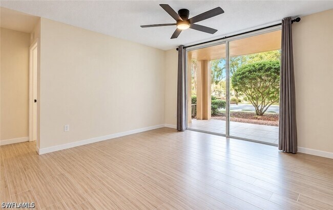 Foto del edificio - 1180 Wildwood Lakes Blvd